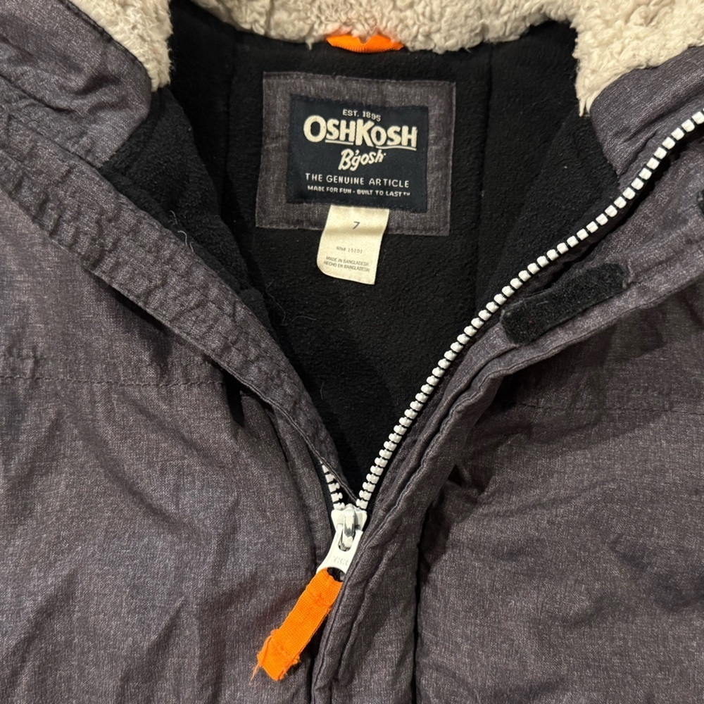 Carter’s boys gray winter coat with hood, size 7 - Picture 4 of 8